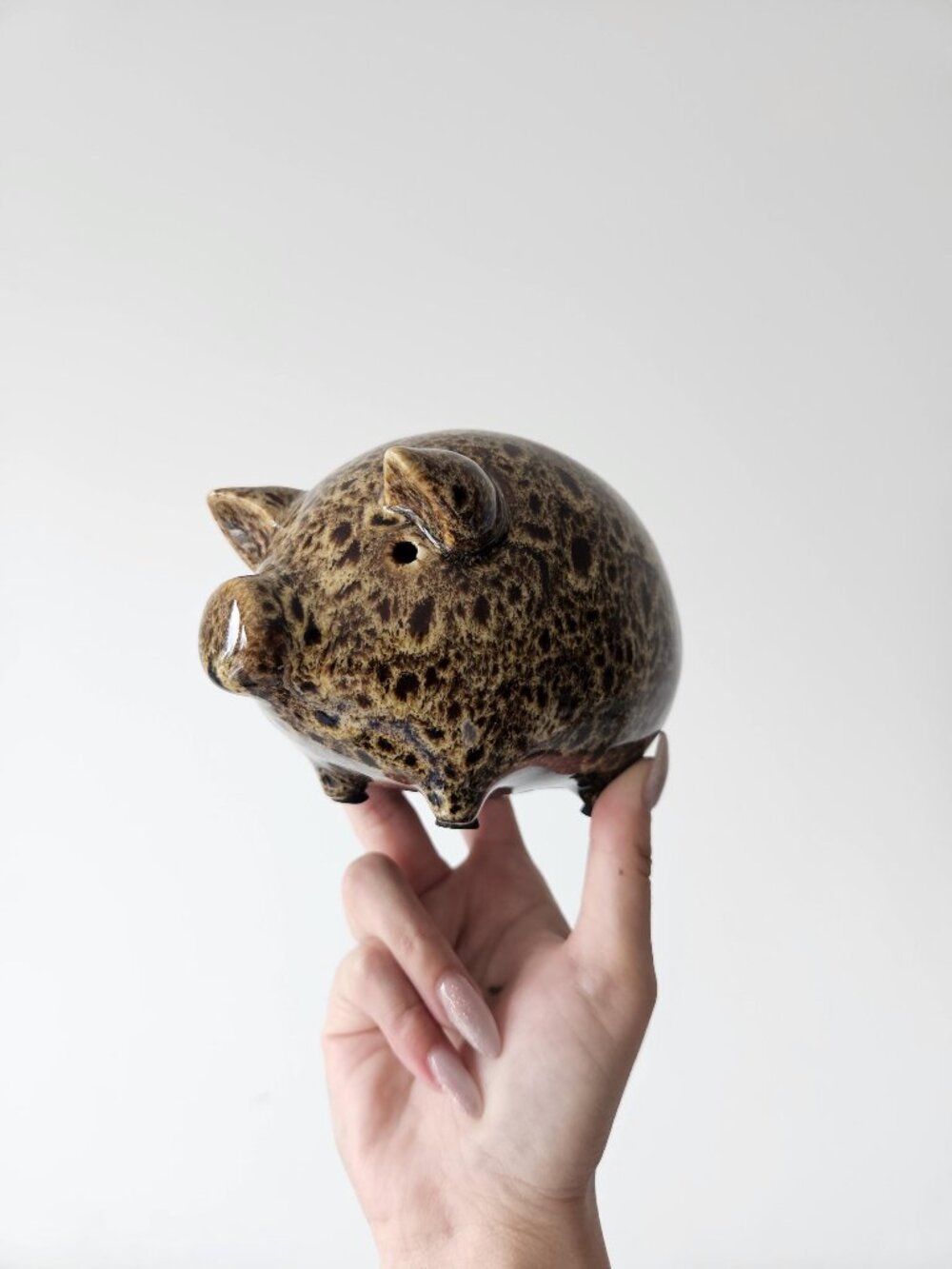 Stoneware Pottery Pig